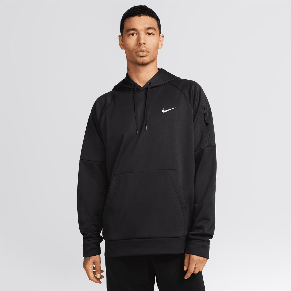 nike pullover therma hoodie