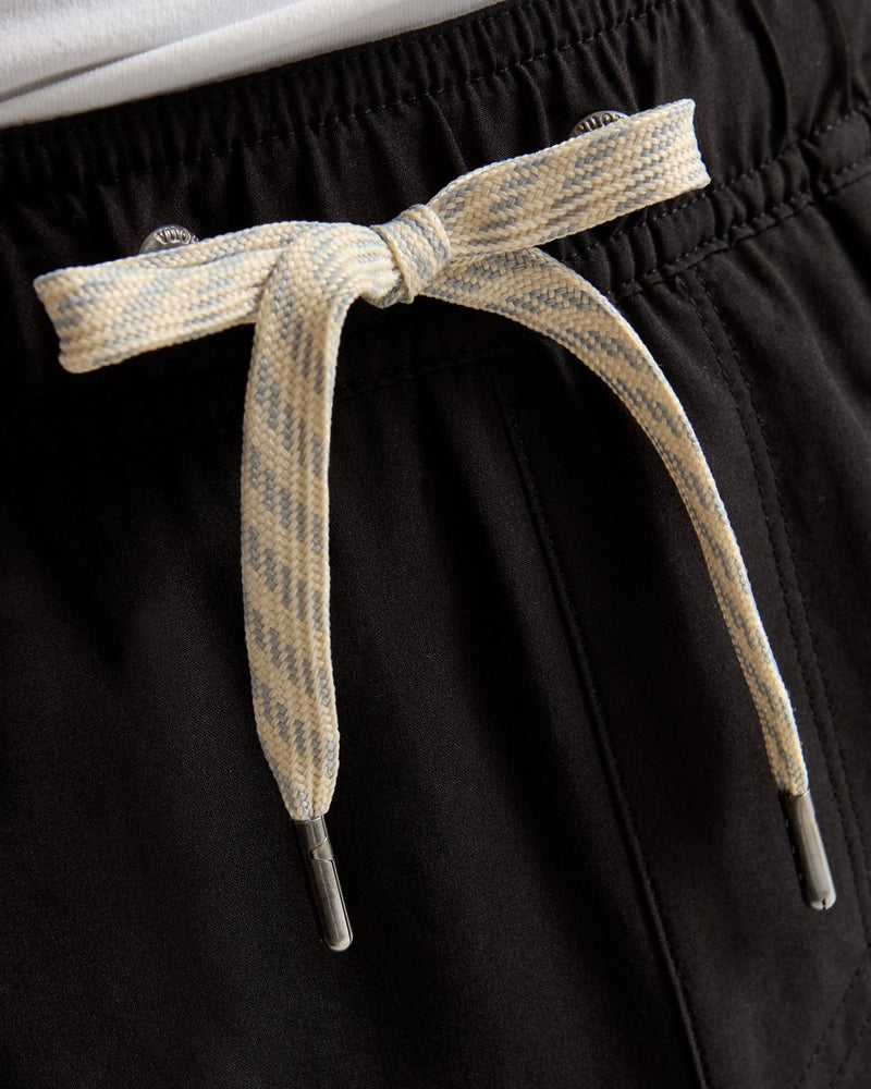 Kore 7-Inch Lined Short Black