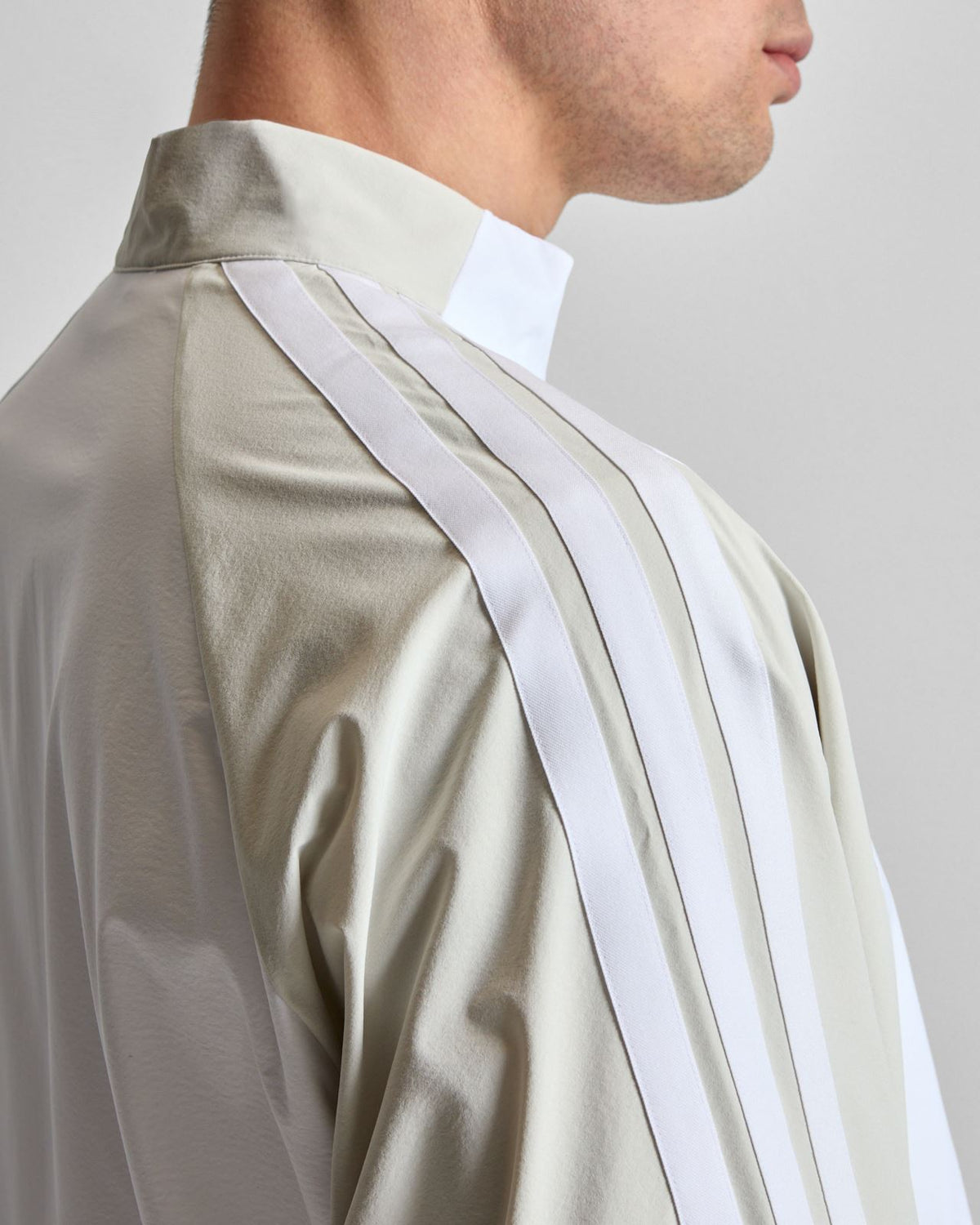 Beyond The Course Twistweave Windbreaker Orbit Grey/White