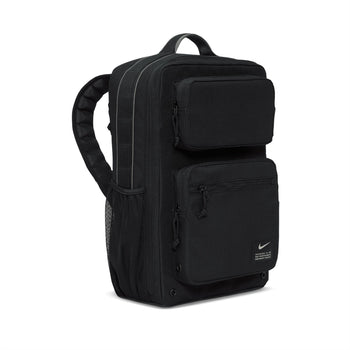 NIKE リュック ブラックユーティリティ　バックパック426 Amazon.co.jp: ナイキ ユーティリティ スピード トレーニング