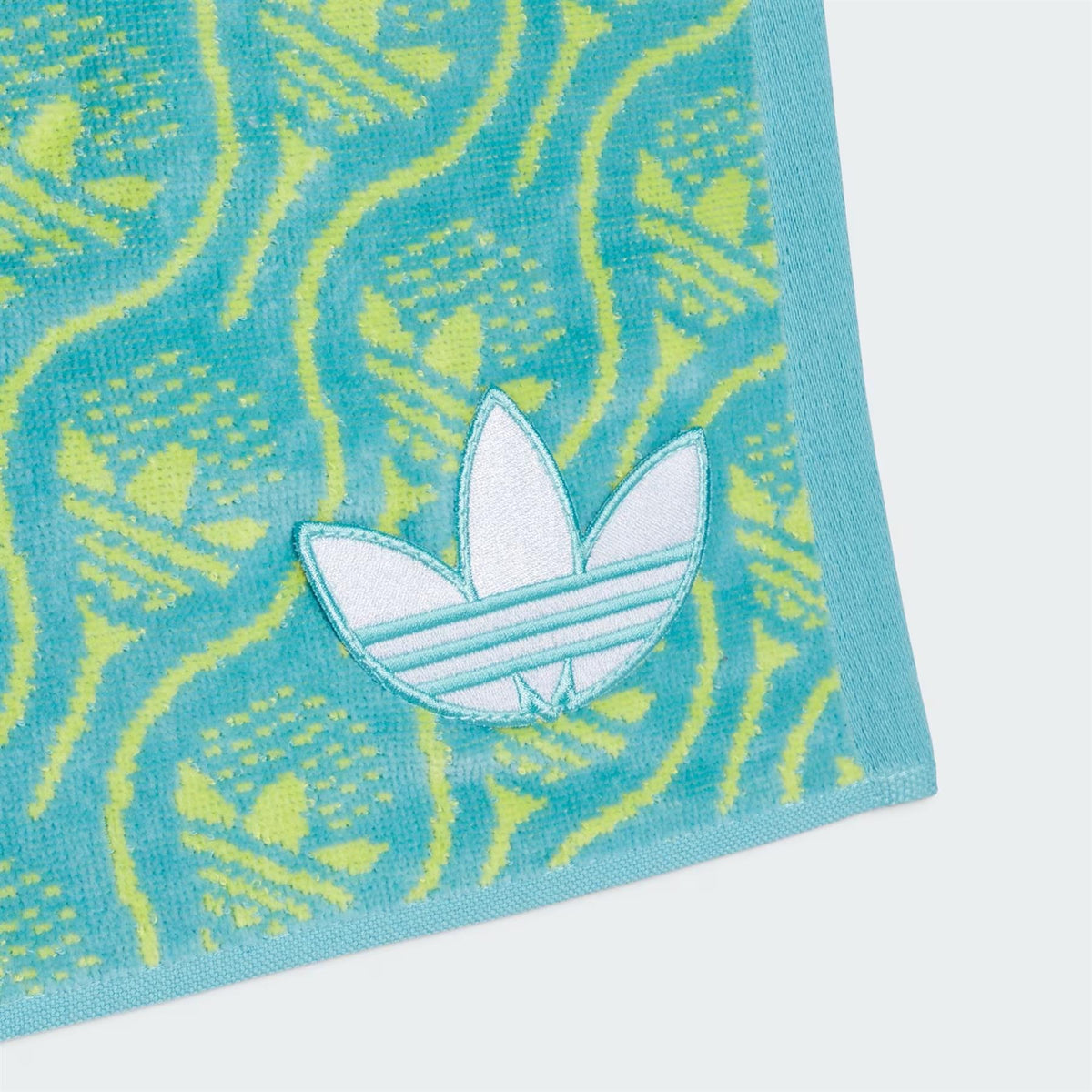 Originals All Over Towel Light Aqua