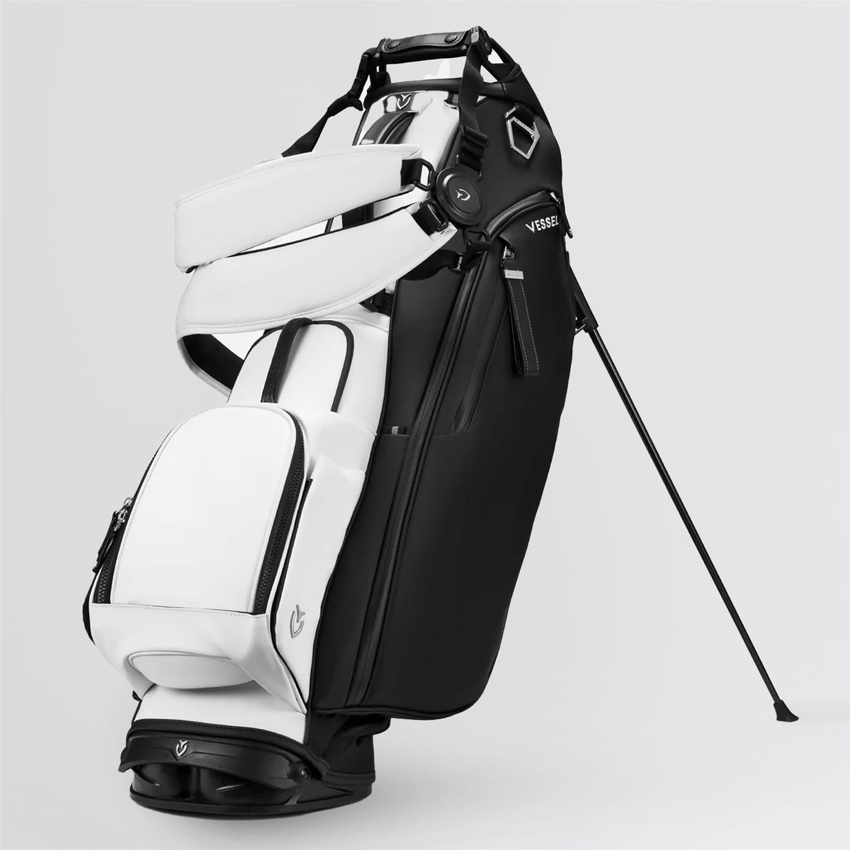 Player V 6-Way Stand Bag Tuxedo