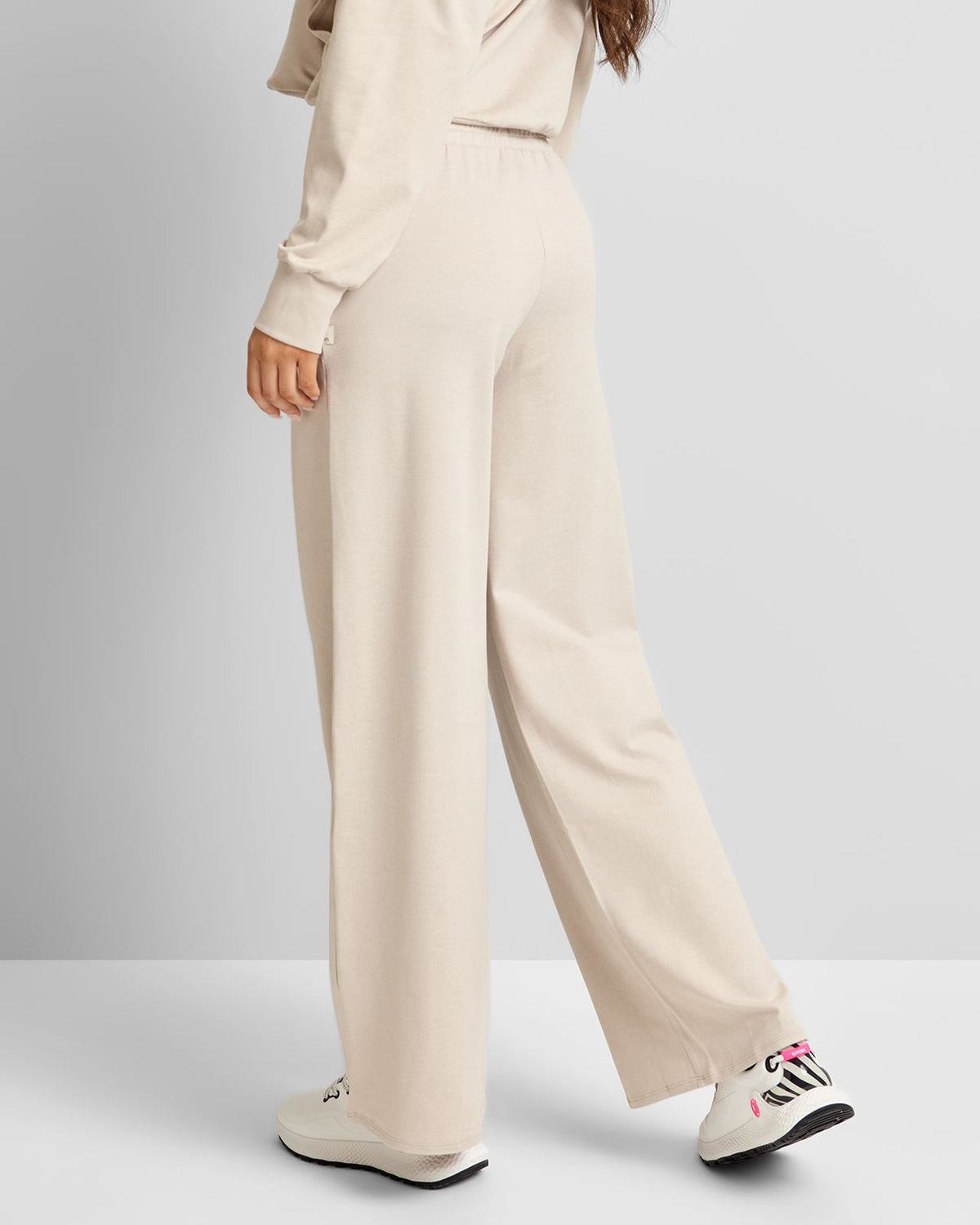 Halo Essential Wideleg Joggers Ecru Heather