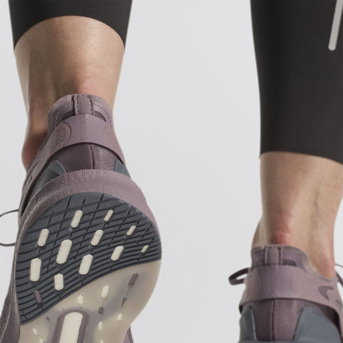 Ultraboost 5 Legacy Purple/Light Solid Grey/Onix