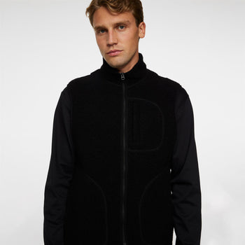J.Lindeberg Duncan Wool Fleece Vest Black | TRENDYGOLF UK