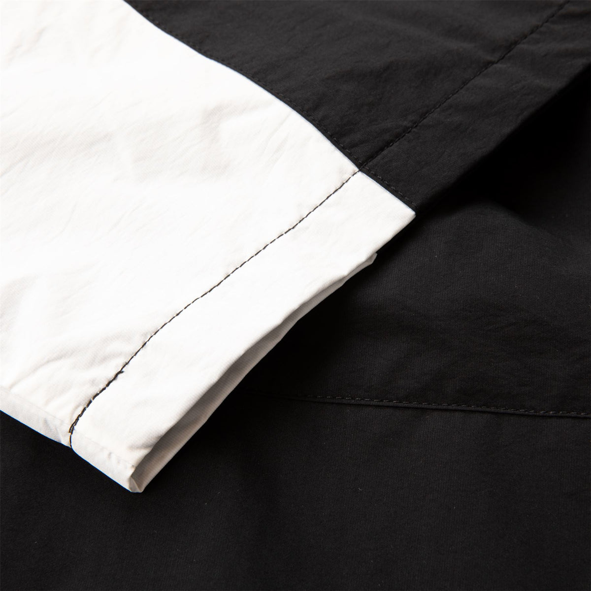 Evergreen SS Nylon Windshirt Black