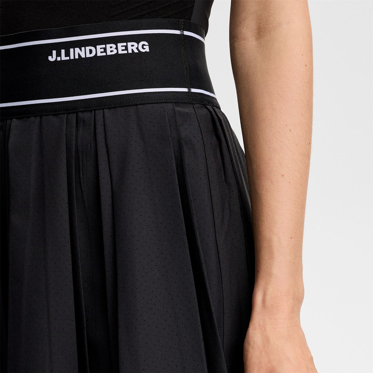 Cheryl Skirt Black