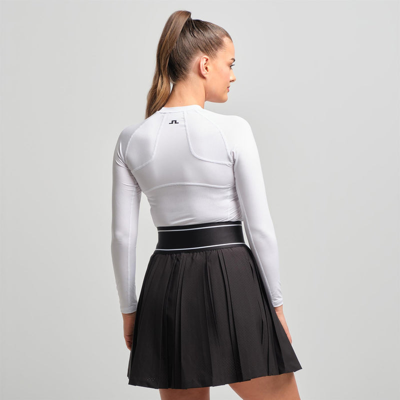 Isa Base Layer White