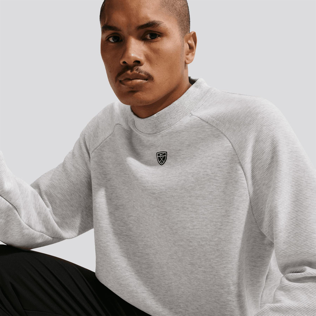 Therma-FIT Par 5 Crew Neck Wolf Grey/White