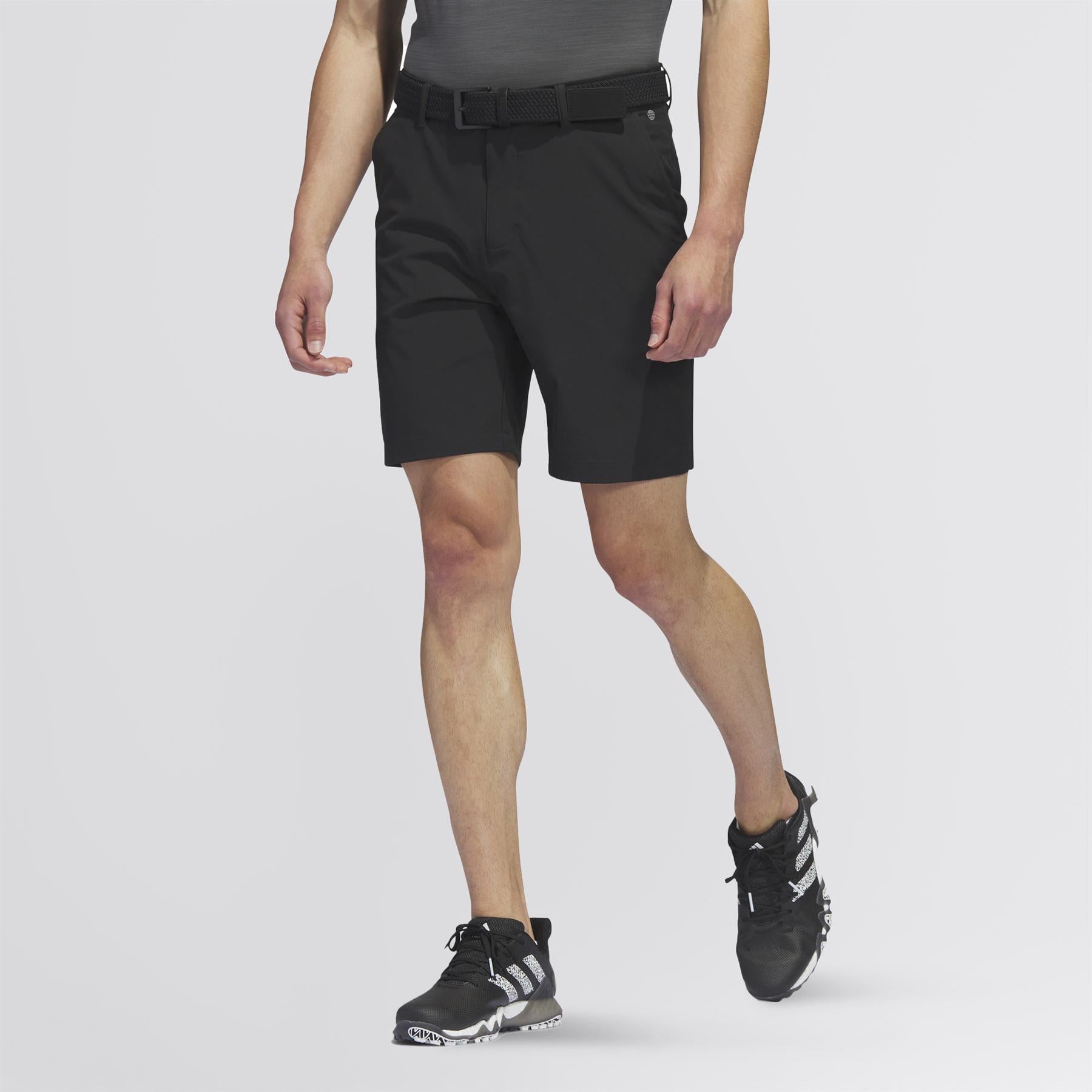 Ultimate365 8,5-Zoll-Stretch-Golfshorts mit normaler Passform, Schwarz – SS24