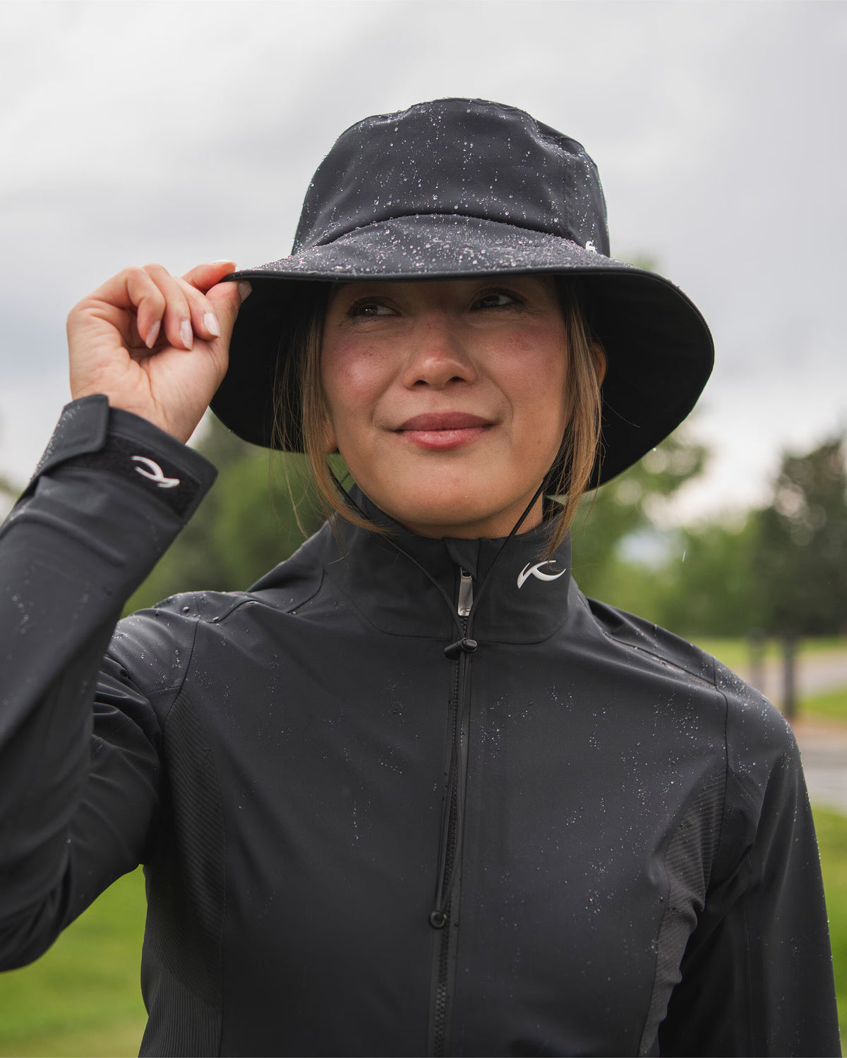 Cascade Bucket Hat Black