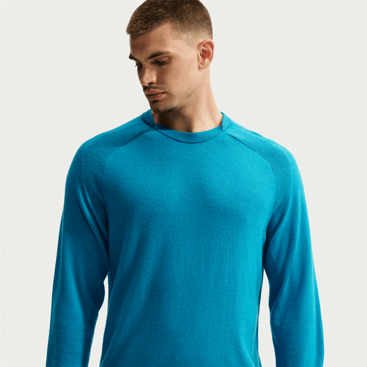 Tailored Performance Crewneck Sweater Baltic Blue/College Navy
