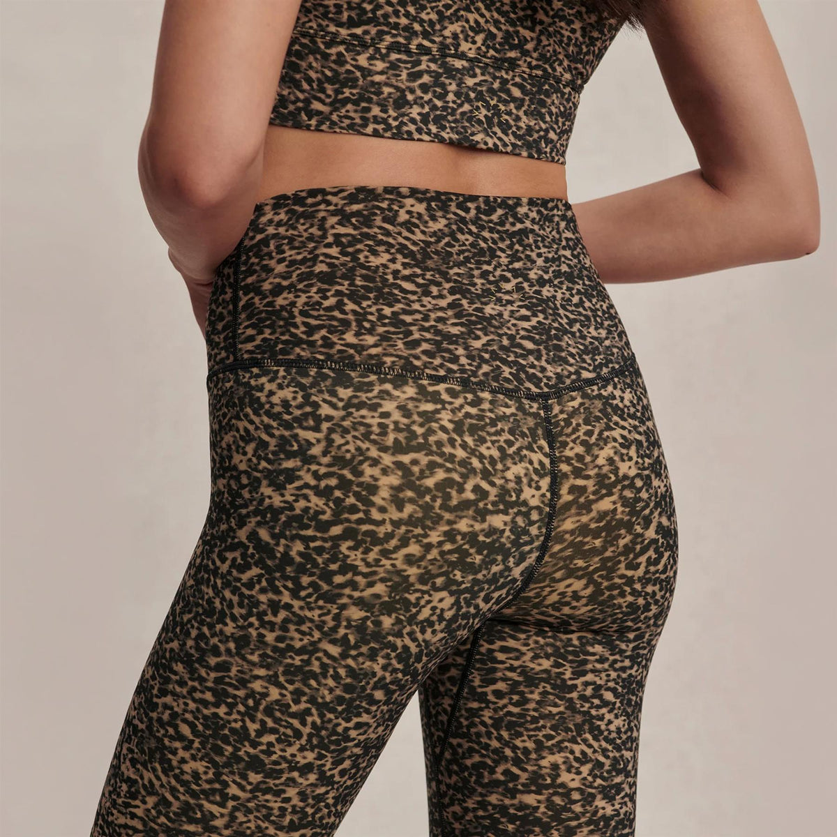 Freesoft High Rise 25 Inch Leggings Prairie Sand Cheetah