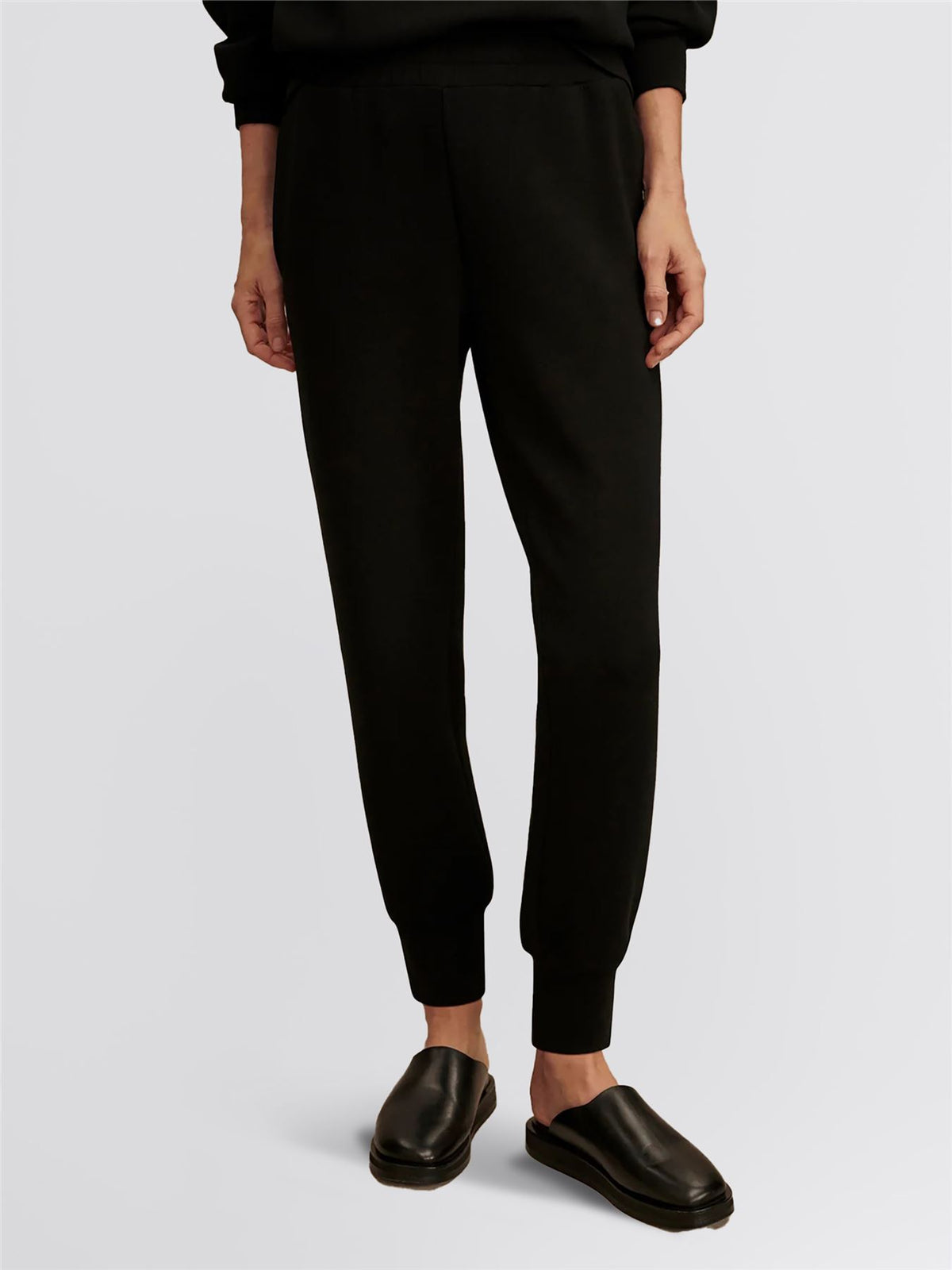 The Slim Cuff 25-Inch Trousers Black