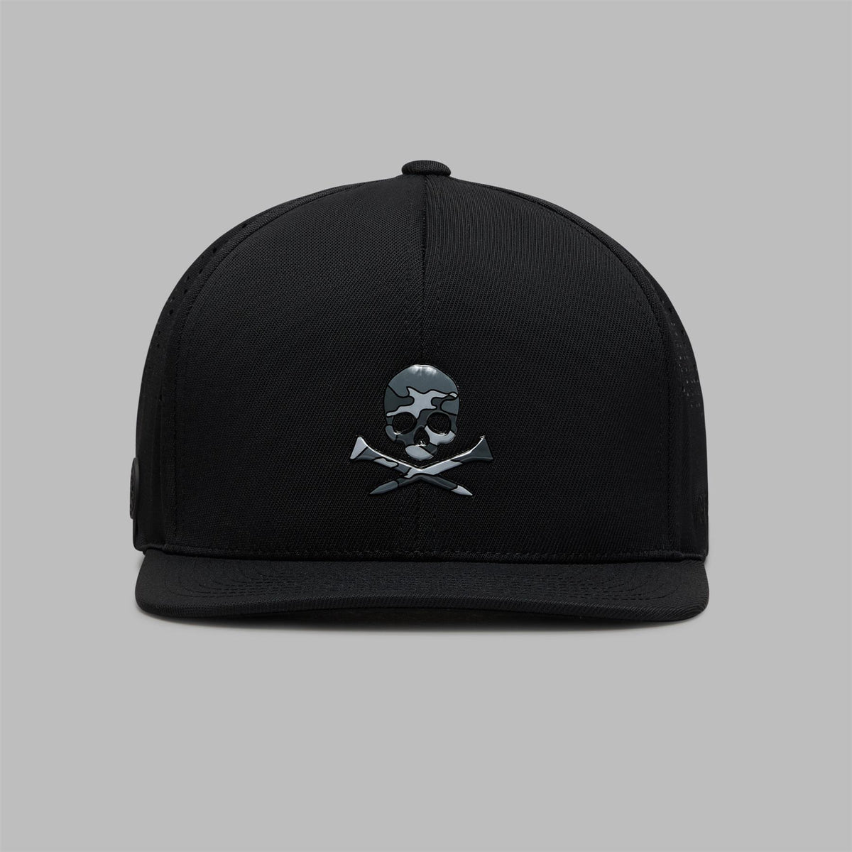 Skull & Tees Perforated Delta 110 Snapback Onyx