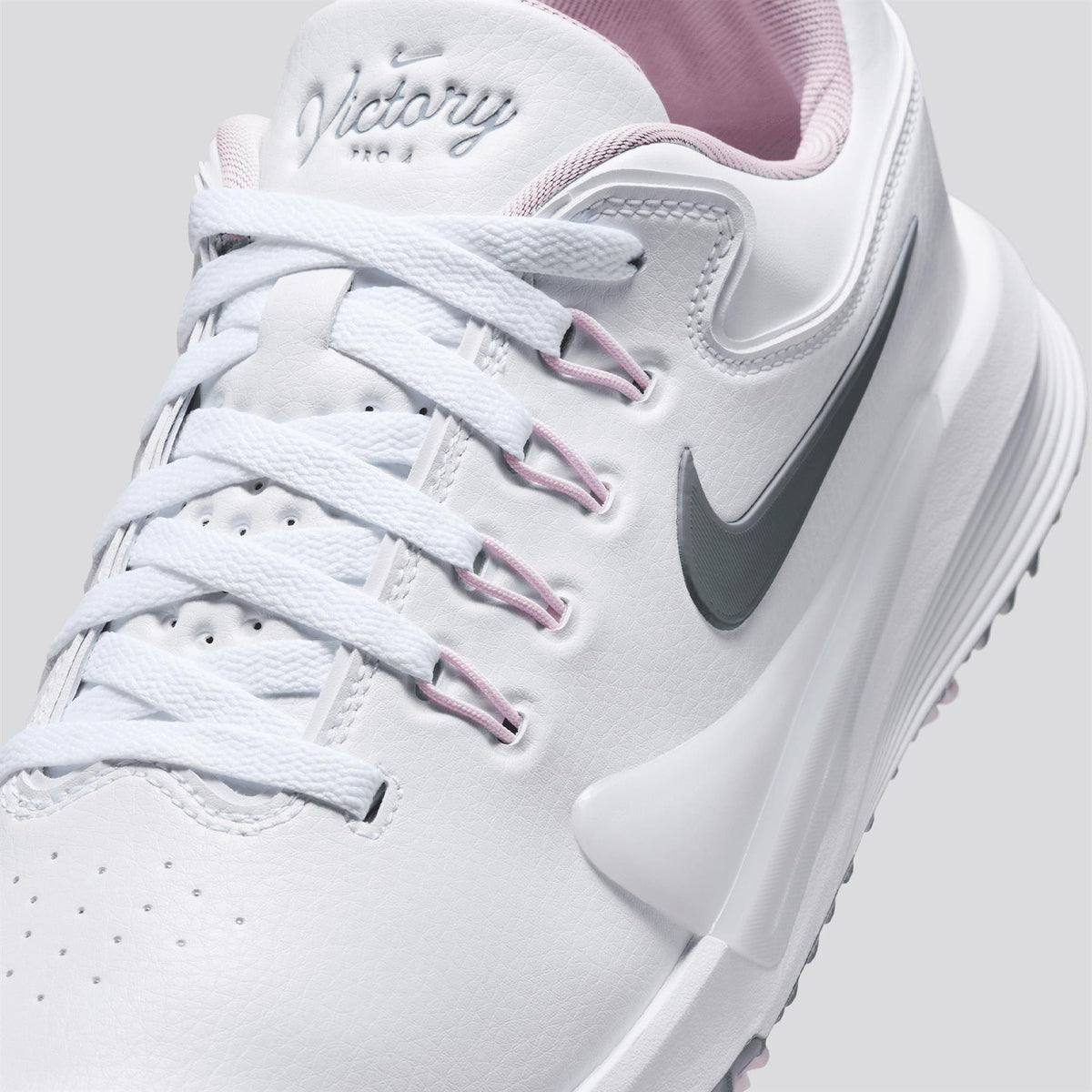 Victory Pro 4 Spiked Golf Shoes White/Pencil Pint/Bleached Lilac