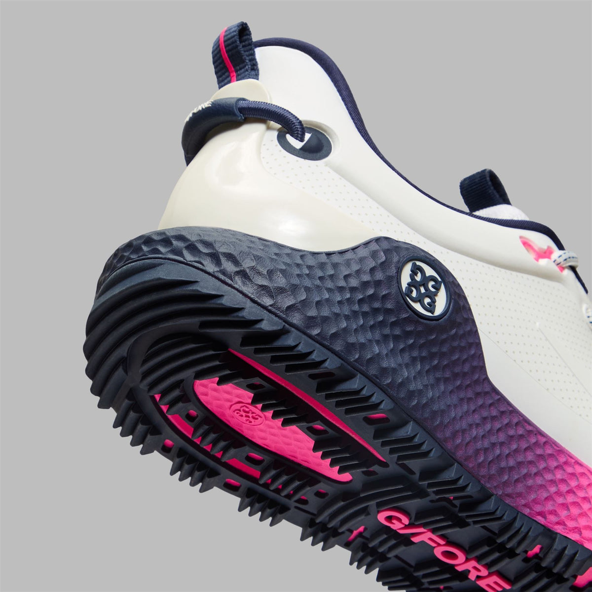 MG4+ O2 G/LOCK Gradient Midsole Perforated Spikeless Golf Shoe Snow