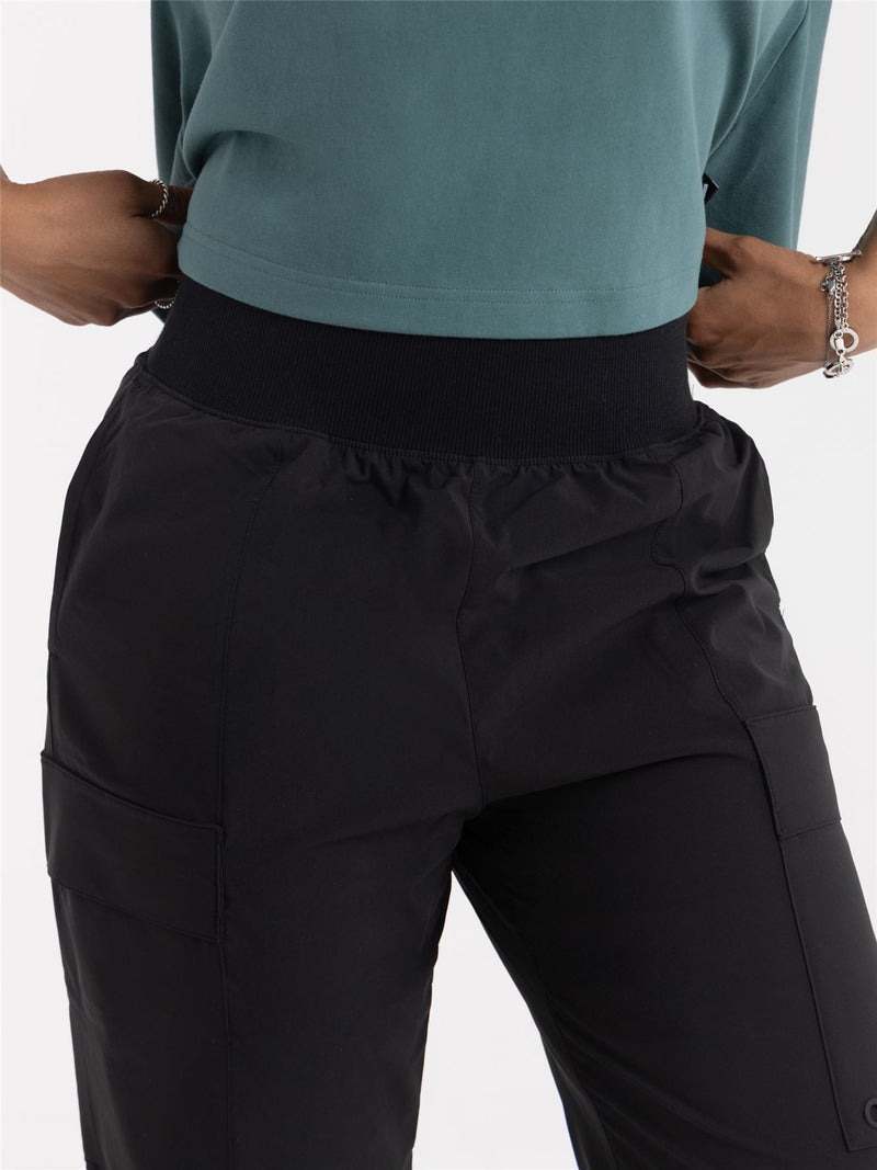 Beyond The Course Twistweave Lined Cargo Trousers Black