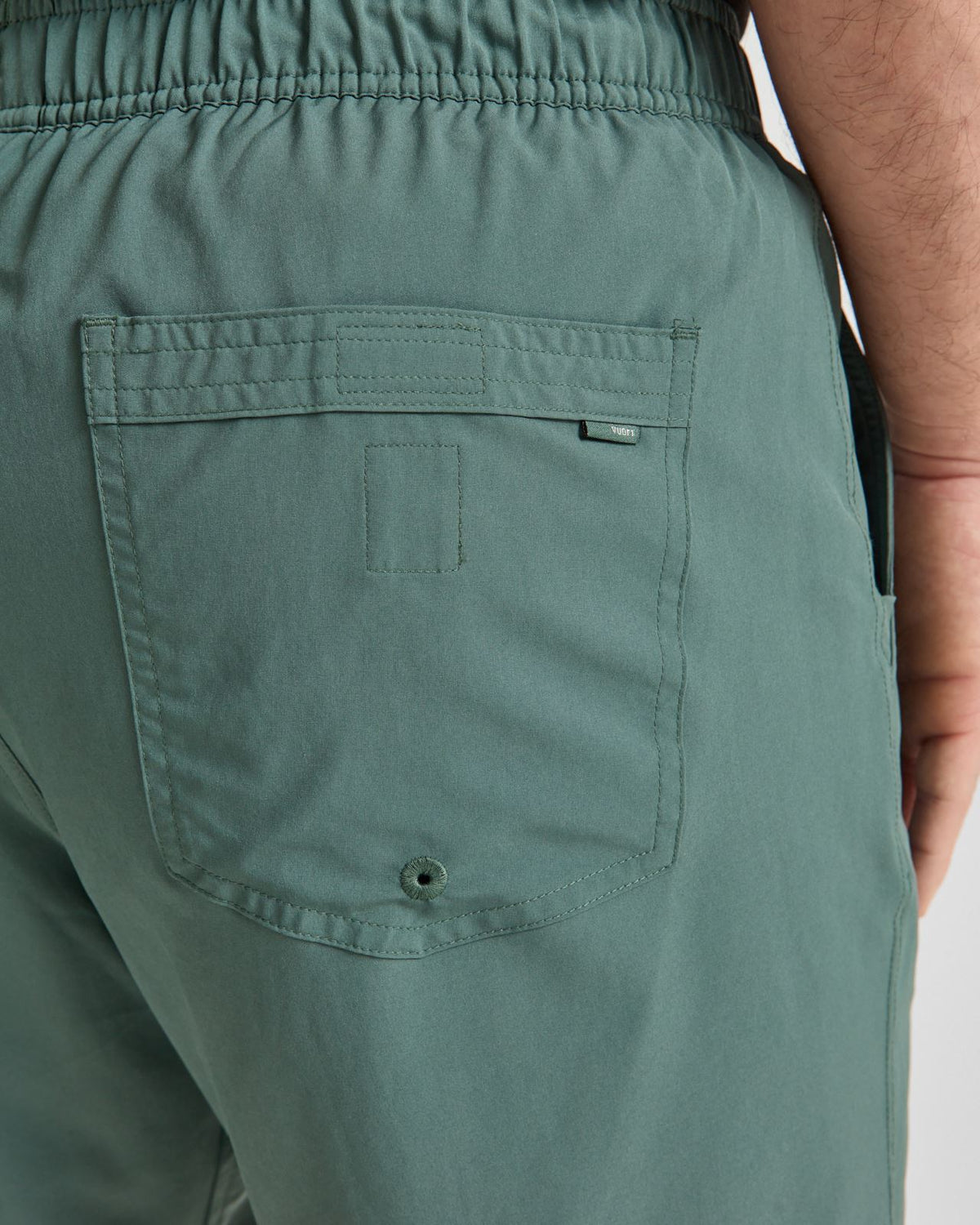 Kore 7-Inch Lined Short Agate Green Tonal