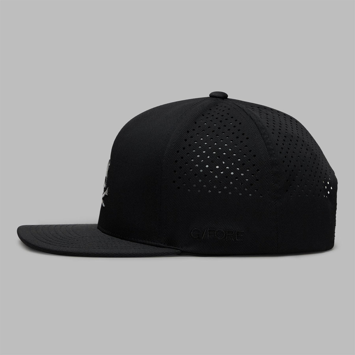 Skull & Tees Perforated Delta 110 Snapback Onyx