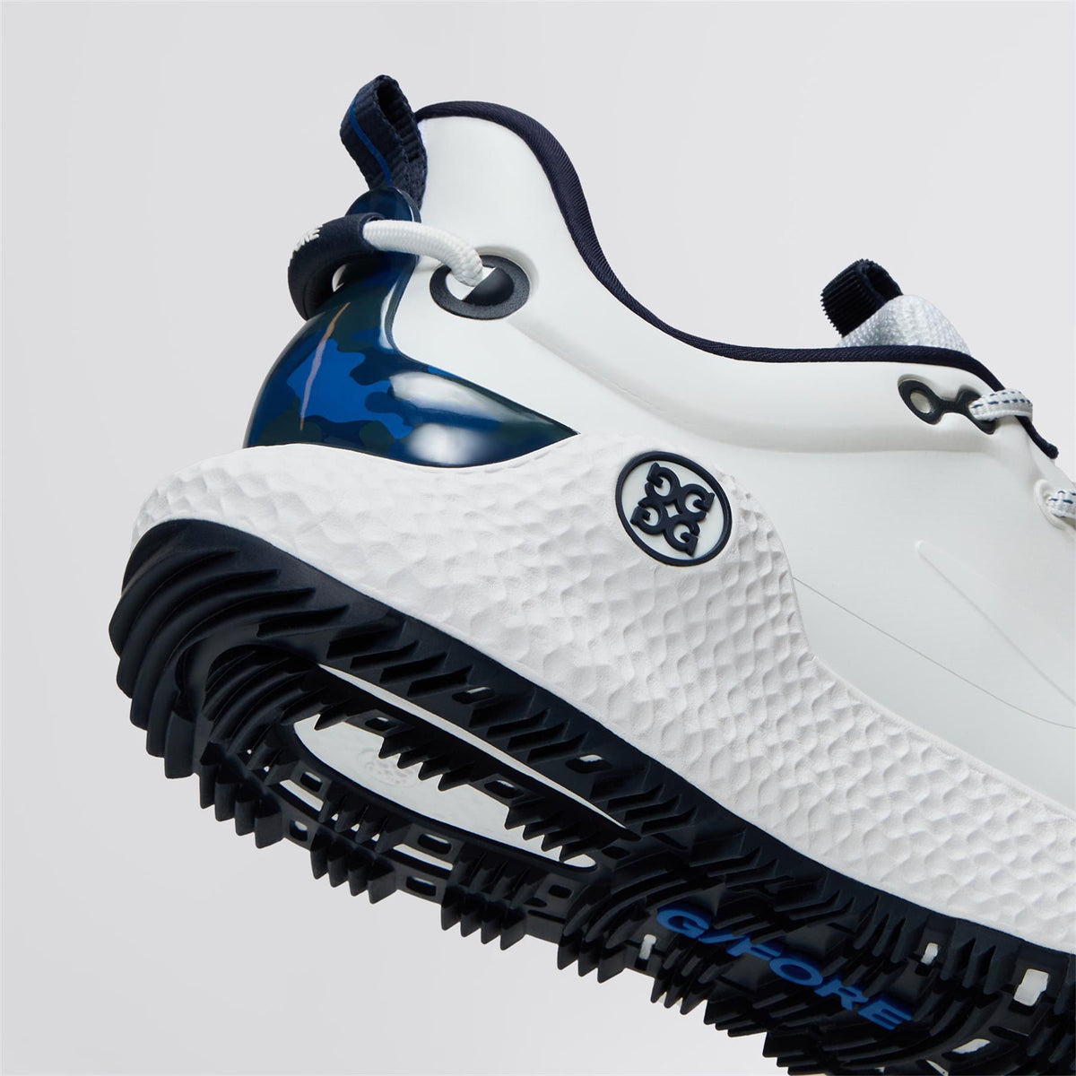 G/FORE MG4+ O2 Camo Accent Golf Shoes Snow/Twilight | TRENDYGOLF UK