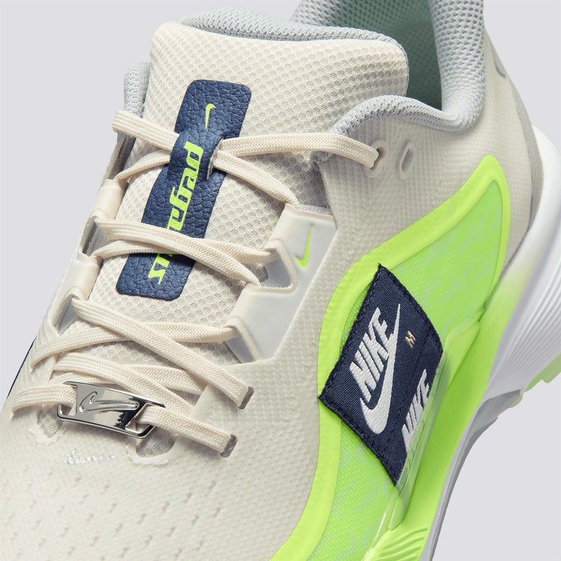 Pegasus 1 Spiked Golf Shoes NRG M26 Phantom/Midnight Navy/Volt Ice