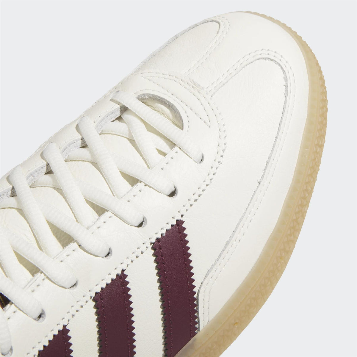 Spezial Spikeless Golf Shoes Off White/Maroon/Gum 3